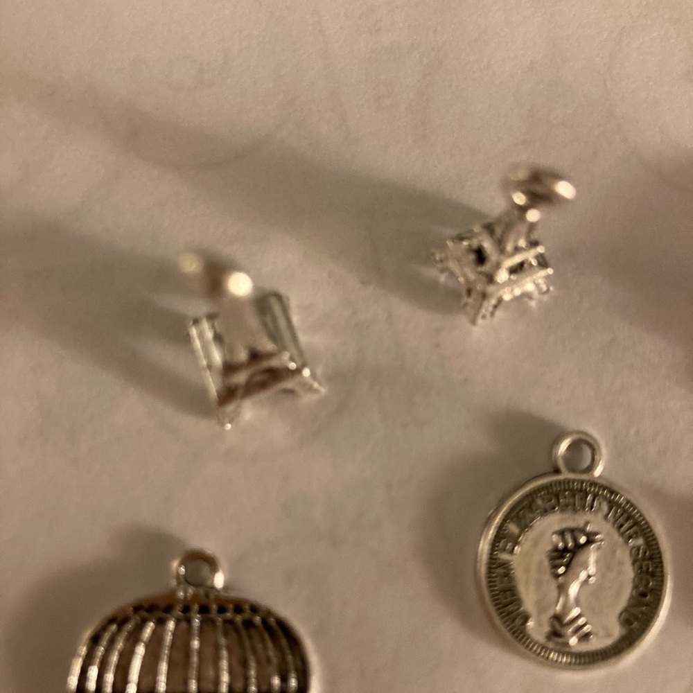 Lot of  8 charms/pendants travel theme for jewelry